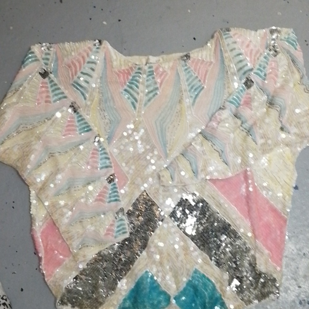 Gorgeous vintage top
